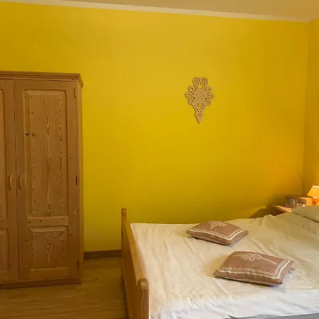 Kuncowka בית אירוח זקופאנה